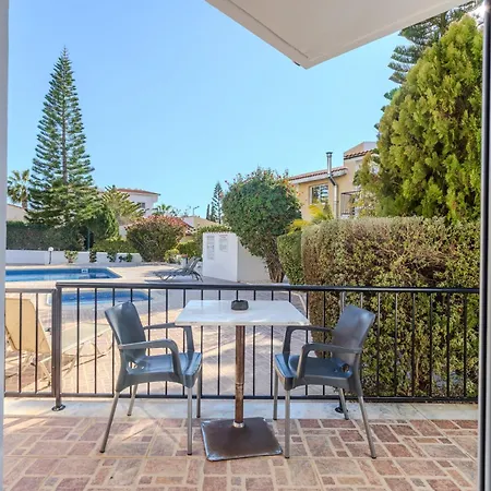 Danaos Seaside 002 With Pool In Tourist Area * פאפוס