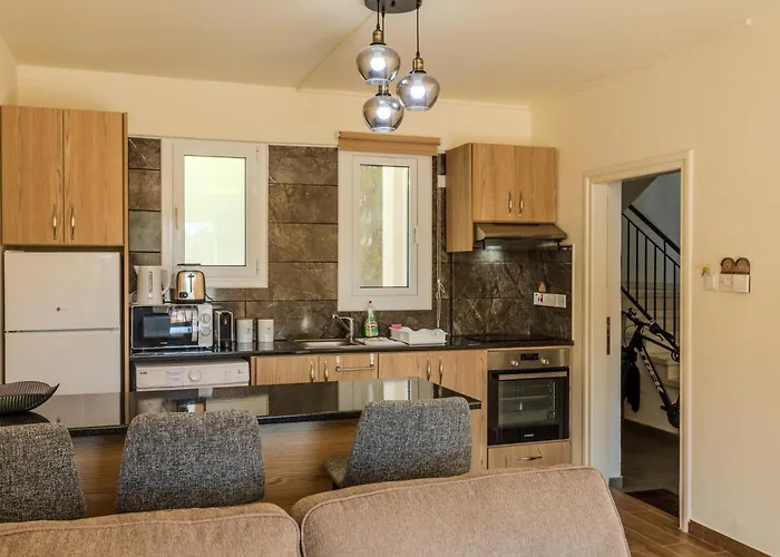 Daire Danaos Seaside 002 With Pool In Tourist Area *