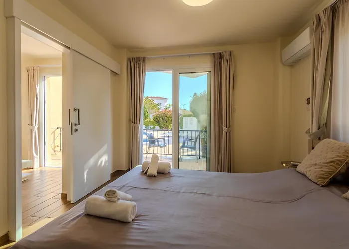 Danaos Seaside 002 With Pool In Tourist Area