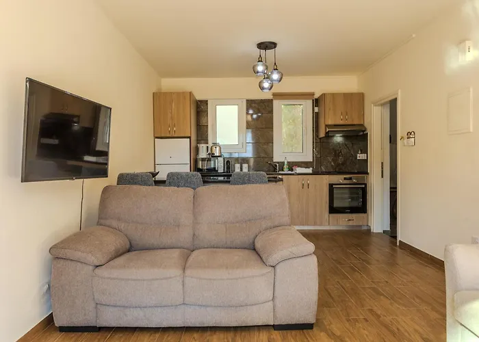 Daire Danaos Seaside 002 With Pool In Tourist Area