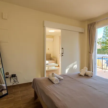 Danaos Seaside 002 With Pool In Tourist Area *