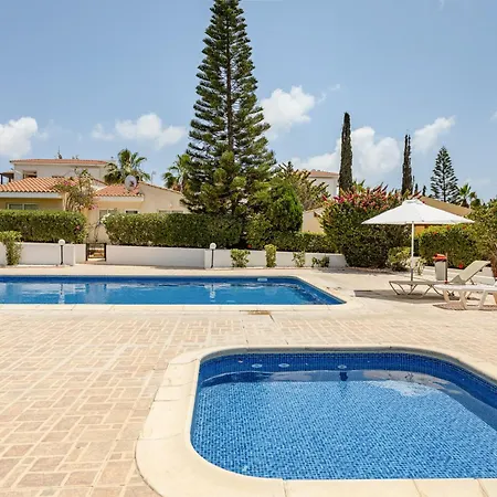 Danaos Seaside 002 With Pool In Tourist Area * Pafos